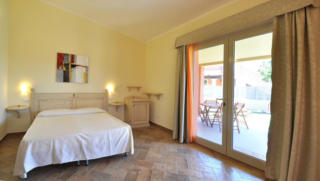 Affittacamere B&B La Villa Dei Graniti Villasimius Zimmer foto