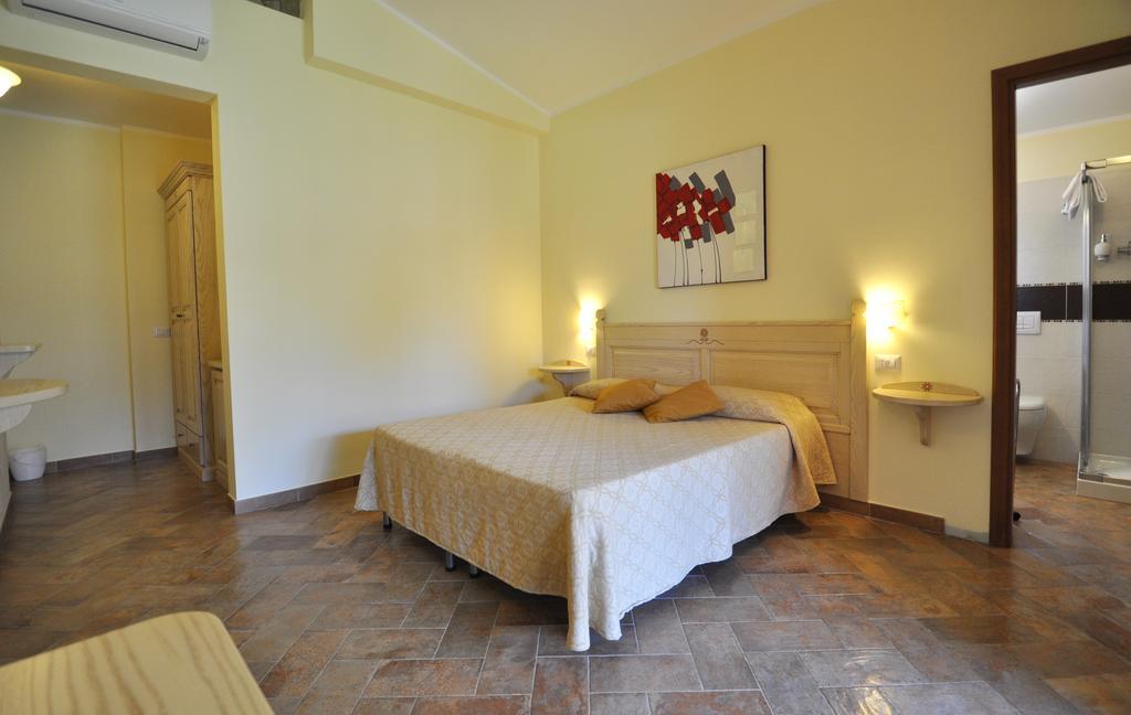 Affittacamere B&B La Villa Dei Graniti Villasimius Zimmer foto